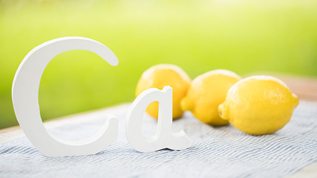 カルシウム不足を解消！“毎日レモン”が身体に良い理由って？